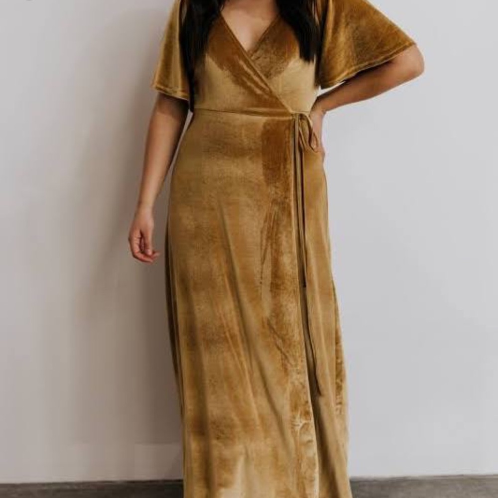 Gold wrap dress in size Large.